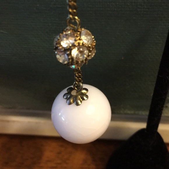 Vintage Dangle Earrings - Picture 2 of 4